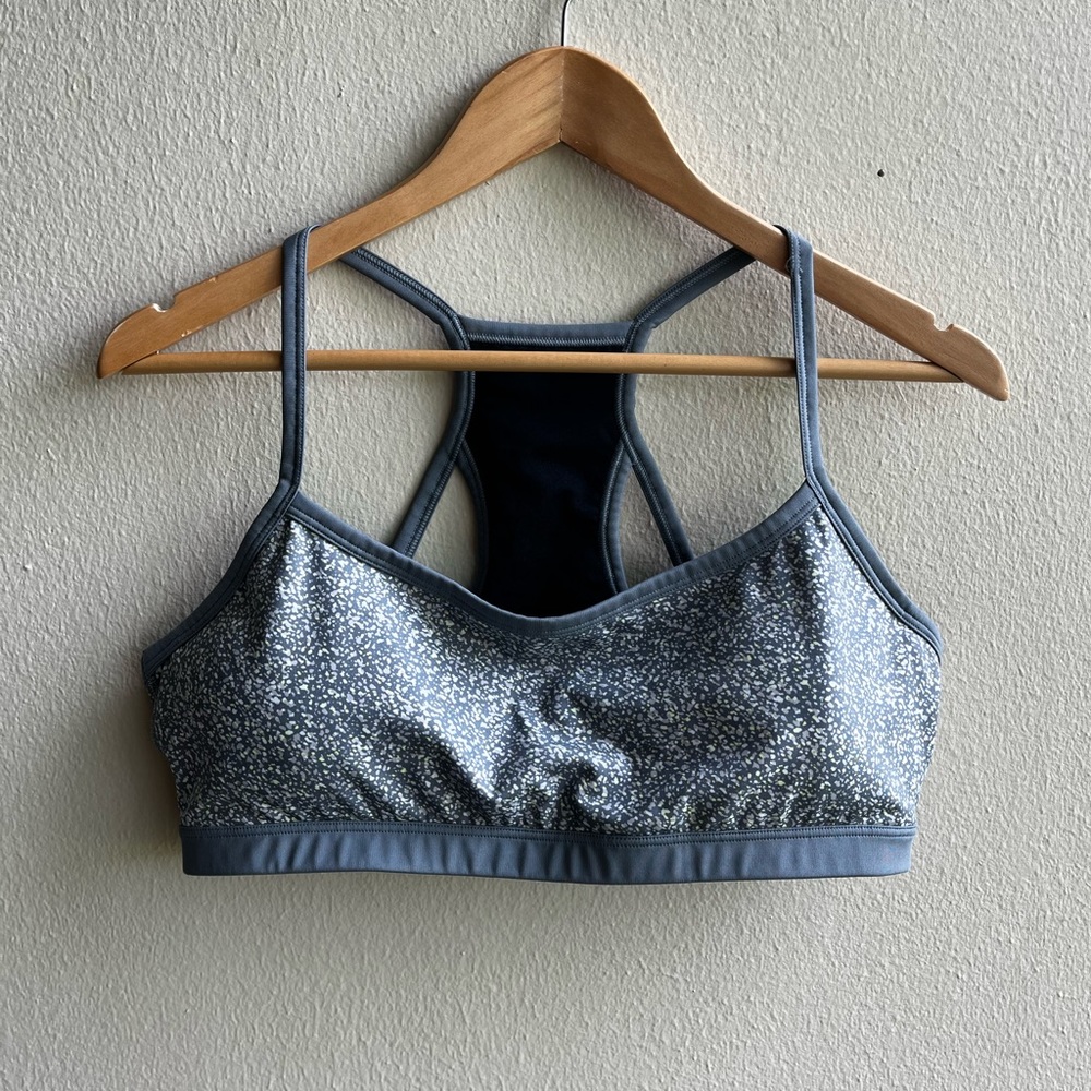 GapFit sports bra